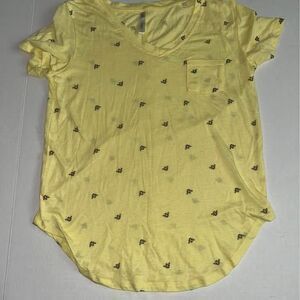 Love Charm Yellow Bee Print V-Neck Pocket T-Shirt Size L Women’s